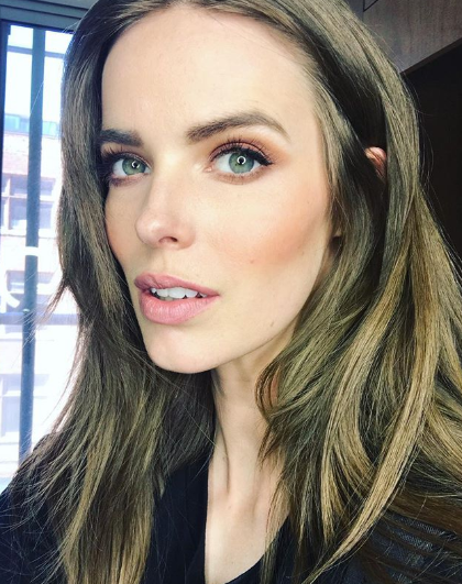 The Aussie beauty started her career signed to a plus-size agency and is an advocate for the body love movement. Photo: Instagram/robynlawley