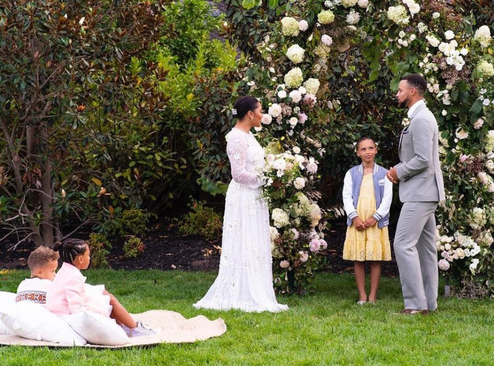 Ayesha Curry, Stephen Curry, Instagram
