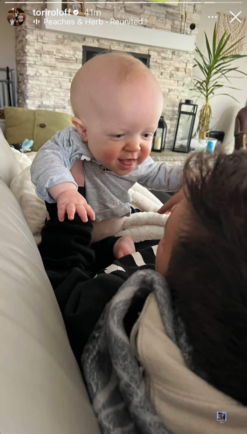 Tori Roloff Shares Photos as Zach Reunites with Their Three Kids After His Hospital Stay