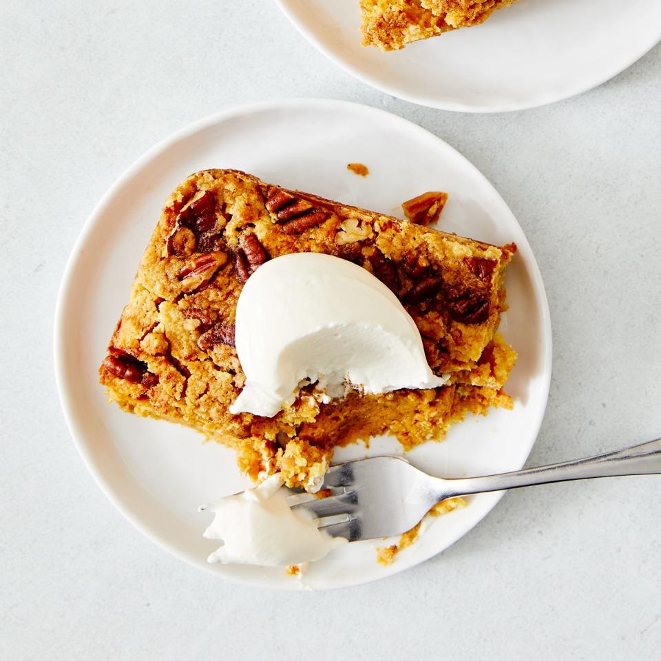 pumpkin crunch cake with whipped cream