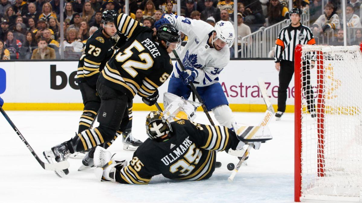 Quatre domaines que les Bruins doivent améliorer avant le troisième match crucial contre les Maple Leafs