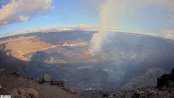 PHOTO: In this image posted to the USGS Volcanoes Twitter account, a fissure is shown within the Halema'uma'u crater in Kilauea's summit caldera on Jan. 5, 2023. (@USGSVolcanoes/Twitter)