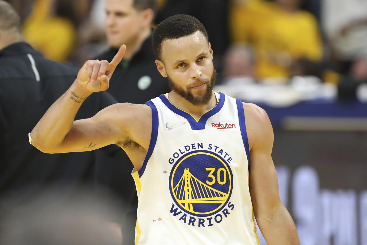 Stephen Curry Says He's NBA MVP Because of Historic Scoring Streak