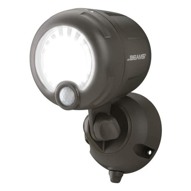 best battery powered outdoor light