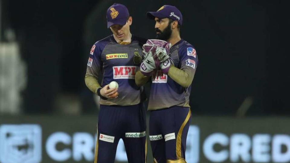 Eoin Morgan and Dinesh Karthik