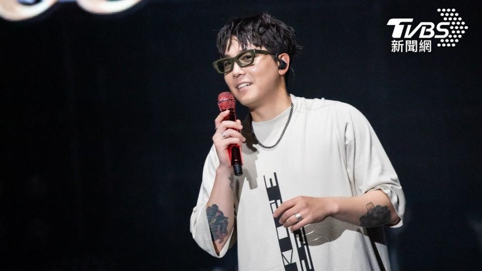 韓國樂團FTISLAND主唱李洪基4月來台開唱時就承諾想要盡快再來。（圖／TVBS）