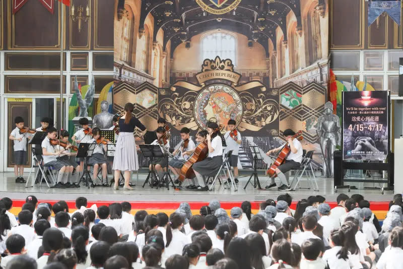 ▲台中葳格小學西屯校區舉辦愛心義演，募款助花蓮災民重建家園。（圖／台中葳格小學提供）