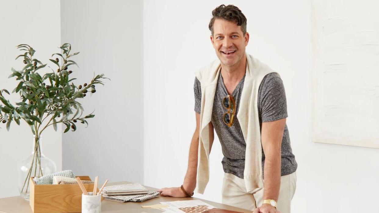  nate berkus by table  