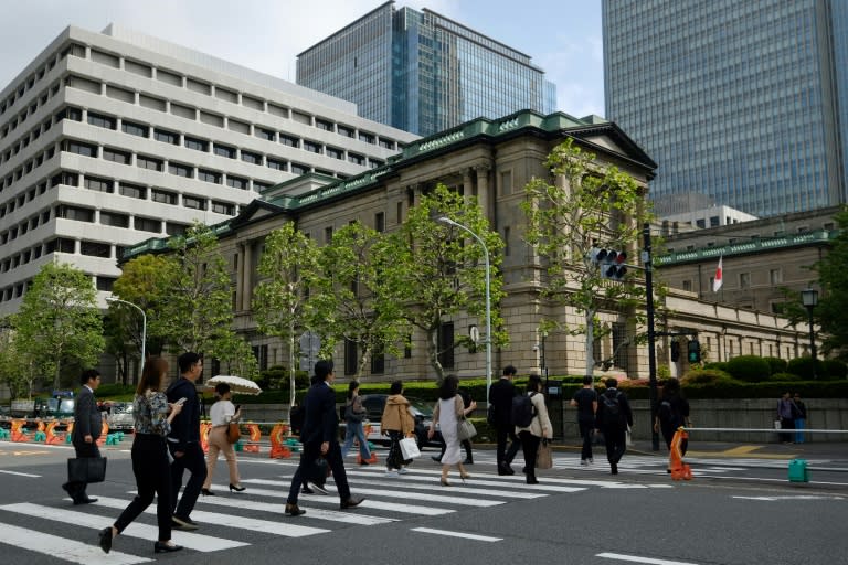 Speculation has grown that Japan will intervene in forex markets to support the yen (Kazuhiro NOGI)