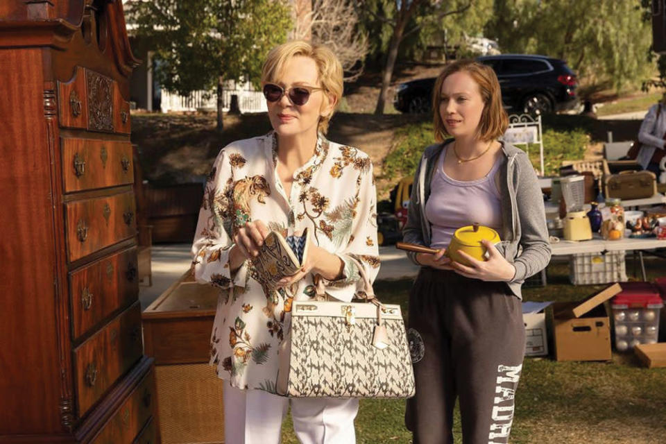 Jean Smart (left) and Hannah Einbinder in Hacks (HBO Max) - Credit: Courtesy of HBO MAX