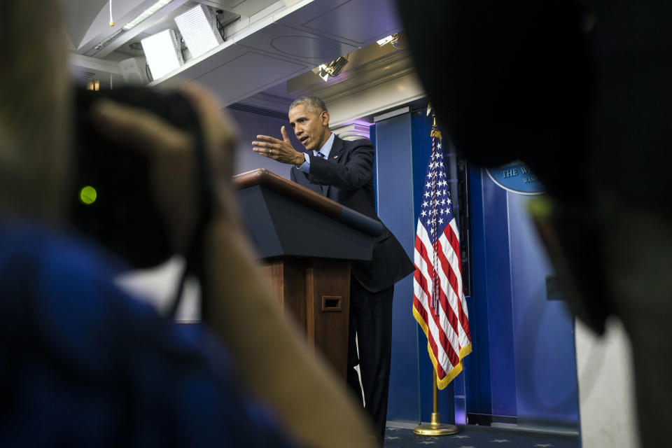 El entonces presidente Barack Obama habla en la Casa Blanca sobre el hackeo ruso durante las elecciones, el 15 de diciembre de 2016. (Al Drago/The New York Times)