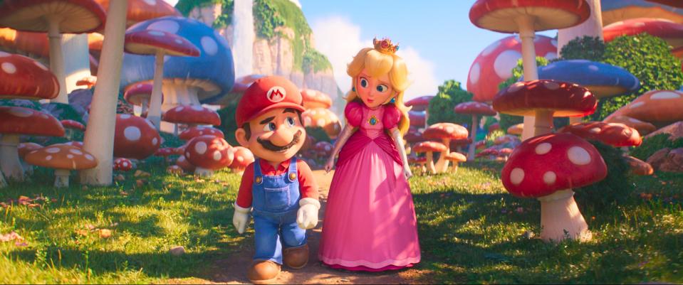 THE SUPER MARIO BROS. MOVIE, from left: Mario (voice: Chris Pratt), Princess Peach (voice: Anya Taylor-Joy), 2023. © Universal Pictures / Courtesy Everett Collection