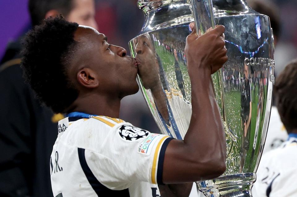 Real Madrid đã tích lũy được những tài năng trẻ xuất sắc nhất như Vinicius Jr (EPA)