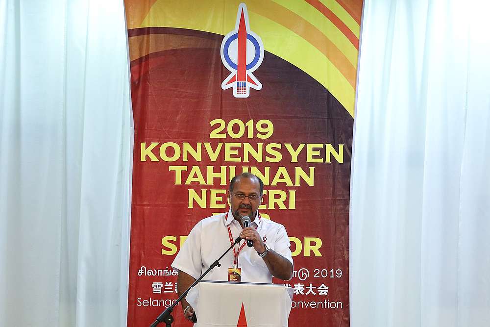 Selangor DAP chairman Gobind SIngh Deo speaks during the 2019 Selangor DAP Convention at the Dewan Civic MBPJ, Petaling Jaya November 10, 2019. — Picture by Yusof Mat Isa