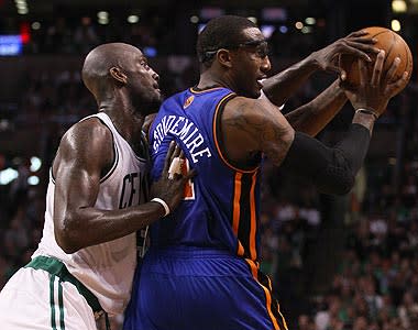 Kevin Garnett's defense on Amar'e Stoudemire down the stretch played a big factor in the Celtics' come-from-behind Game 1 victory over the Knicks