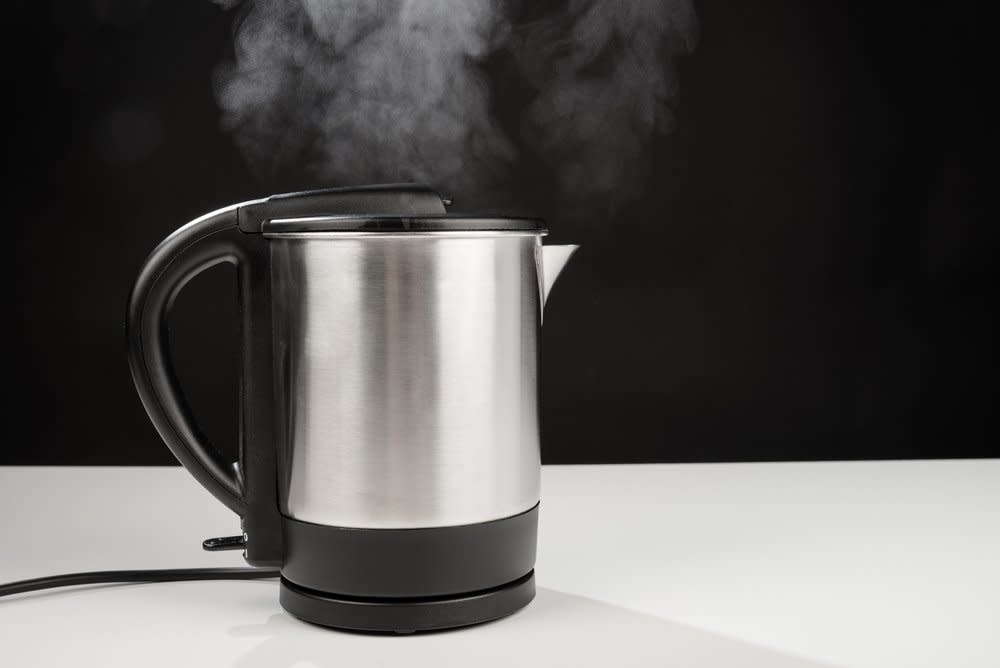 Why Europeans use electric kettles but Americans don't