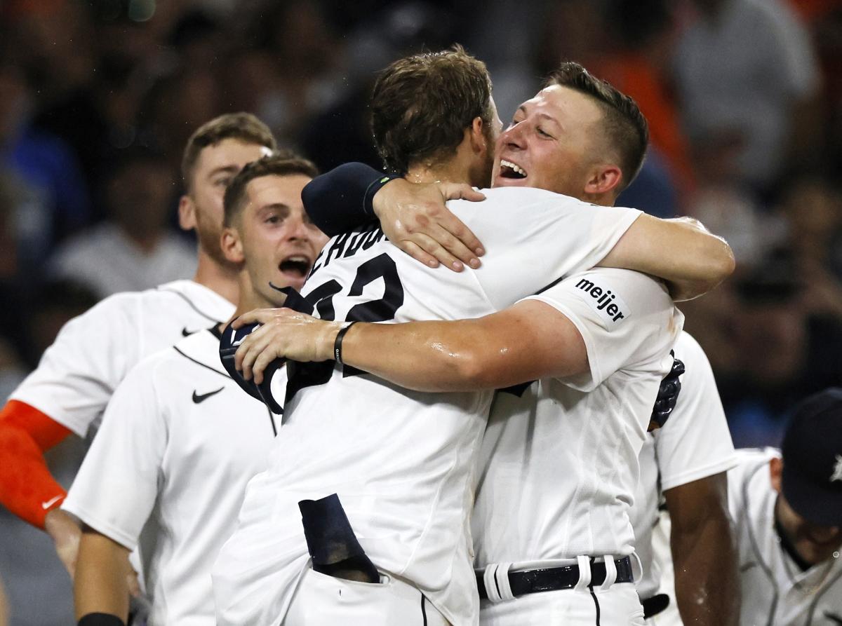 Tigers rookie Parker Meadows hits first career homer in ninth to