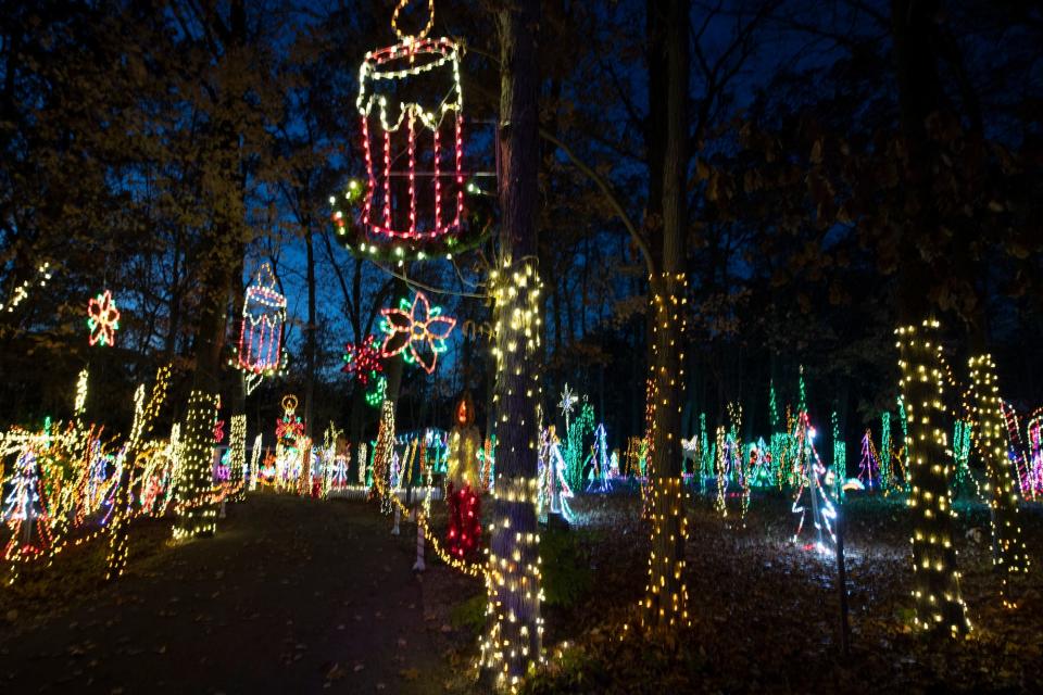 This beloved York PA event lights up hearts young and old and brings a festive glow to the landscape of Rocky Ridge Park with its half-mile holiday walking path. Starting Nov. 25 to Dec. 30, from 6 p.m. to 9 p.m. on Monday through Thursday and 5 p.m. to 9 p.m. Friday through Sunday, stroll along the candy cane-lined trail and take in the beauty of nearly 600,000 twinkling LED lights and animated scenes.