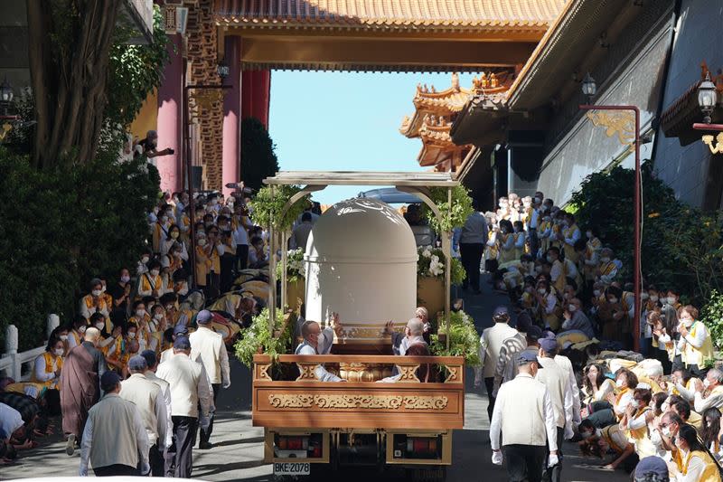 星雲大師圓寂，荼毘大典於台南白河大仙寺圓滿。（圖／取自佛光山臉書）