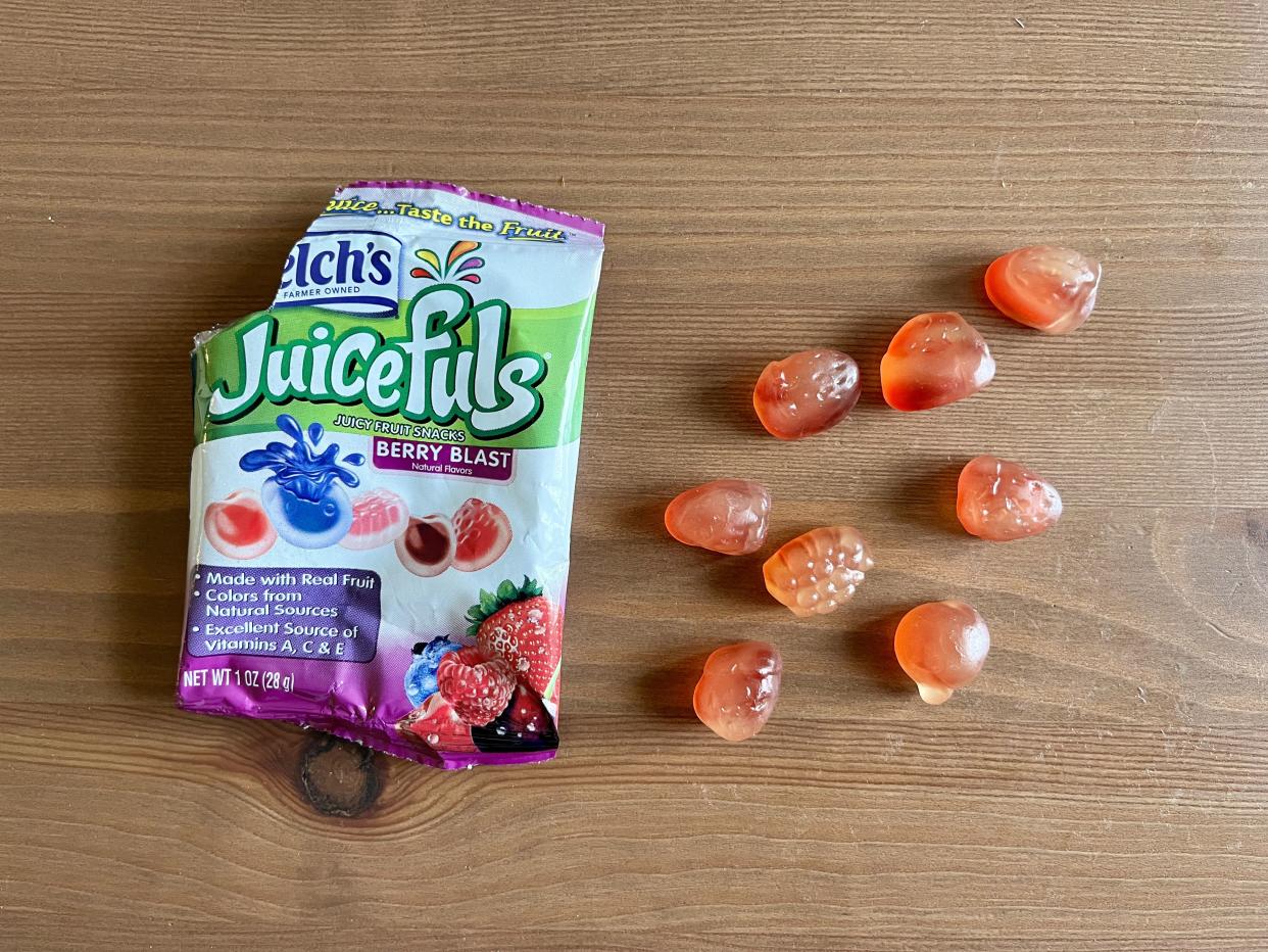 welch's juicefuls fruit snacks