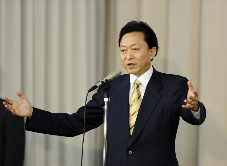 Yukio Hatoyama, pictured as he speaks to Democratic Party's lawmakers at the National Diet in Toyko, on June 2, 2010. Japan's top government spokesman on Wednesday declared himself dumbfounded after Hatoyama said he understood China's claim to islands at the centre of a bitter row between Tokyo and Beijing