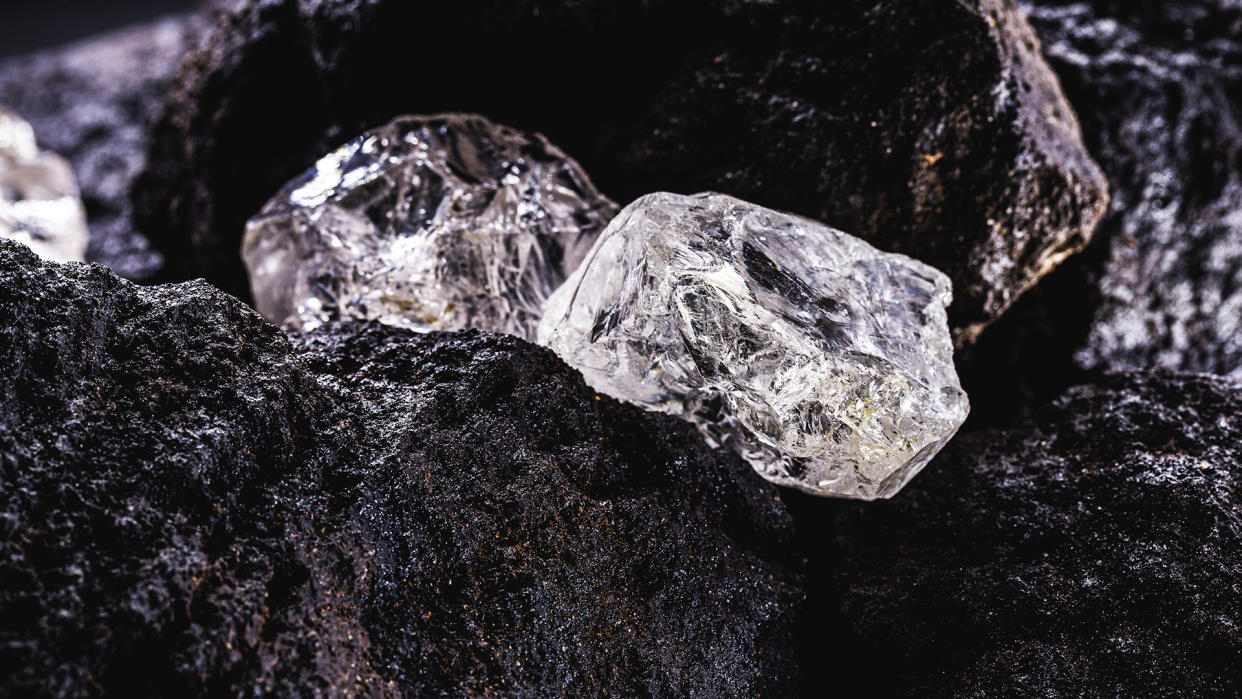  Rough diamond, precious stone in mine. 