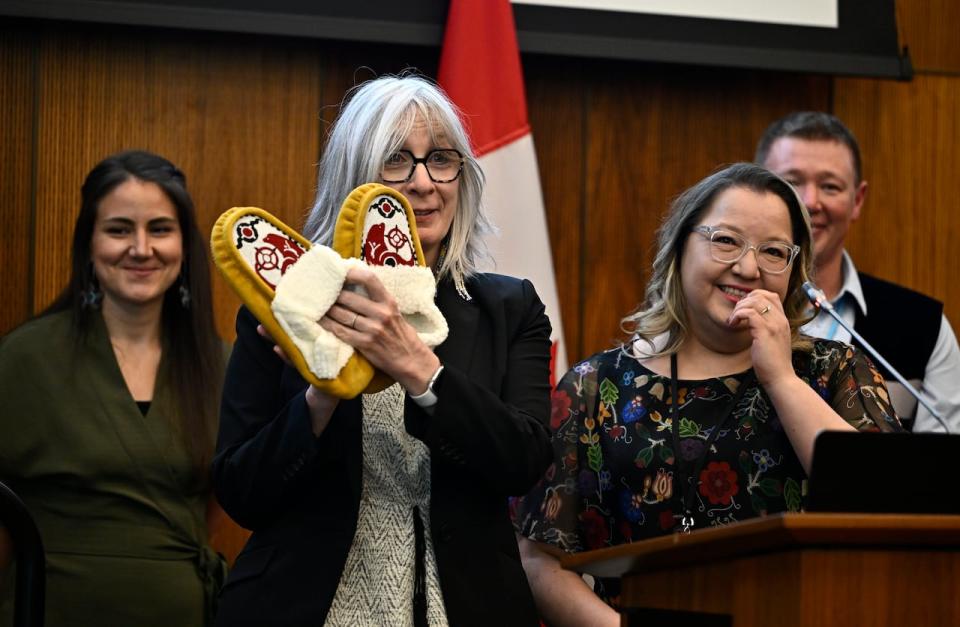 Prime Minister Justin Trudeau told Assembly of First Nations National Chief Cindy Woodhouse (second right) that Indigenous Services Minister Patty Hajdu (second left) will lead consultations on a public apology for First Nations child welfare.