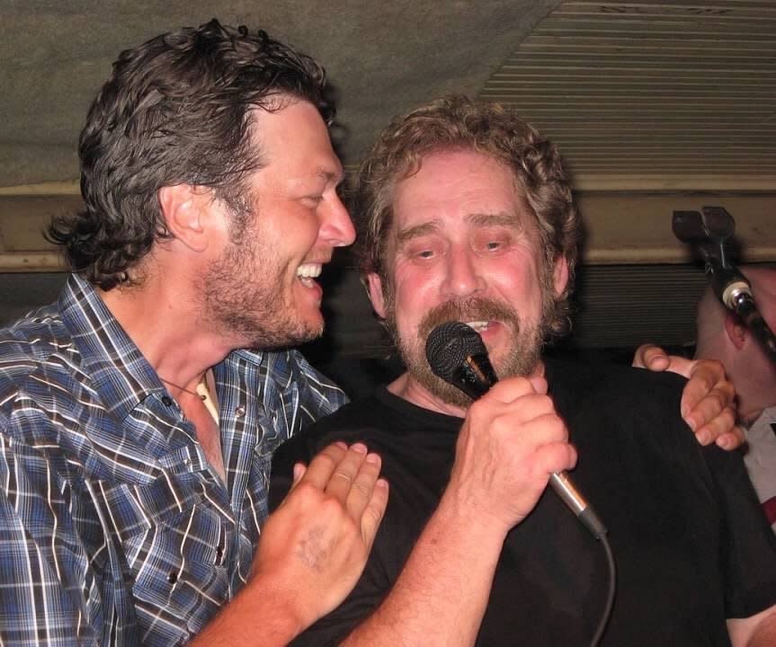 Blake Shelton posts touching tribute to Earl Thomas Conley. (Photo: Facebook)