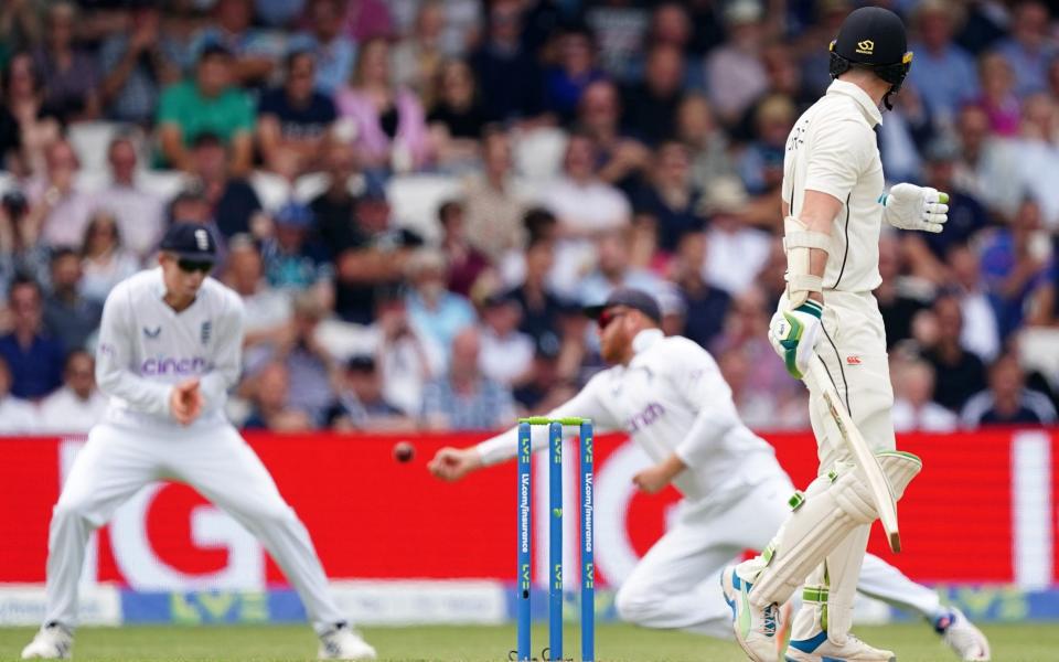 England's Jonny Bairstow (centre) drops a ball from New Zealand's Michael Bracewell - Mike Egerton/PA