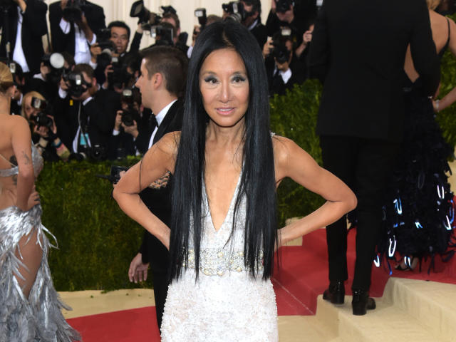 A famosa criadora Vera Wang já tem 72 anos (mas parece uma miúda