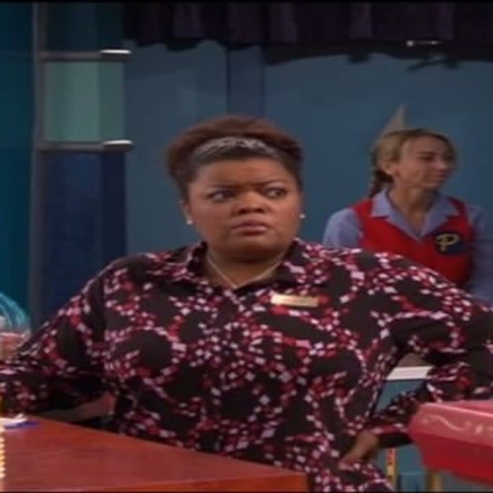 yvette in drake and josh