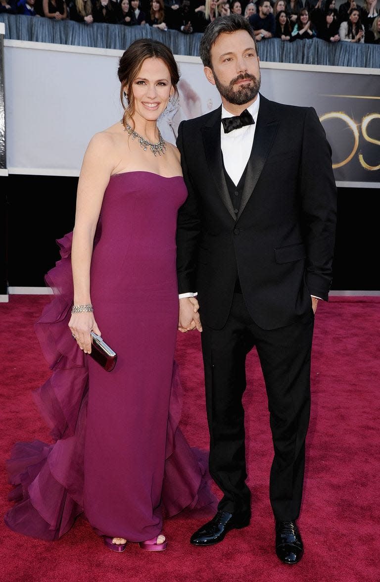 hollywood, ca february 24 actress jennifer garner l and actordirector ben affleck arrive at the oscars at hollywood highland center on february 24, 2013 in hollywood, california photo by steve granitzwireimage