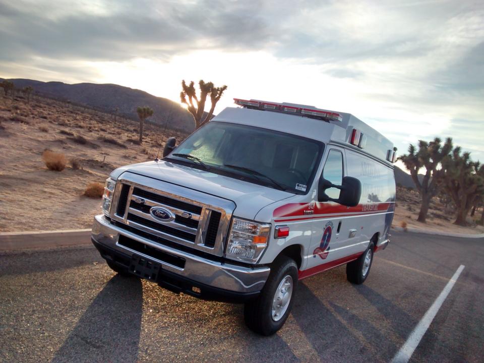 Paramedic Ryan Hilliard showcases the ambulance he uses in Sierra Vista, Arizona. (Photo: Ryan Hilliard)