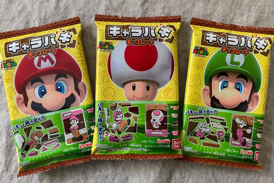 Super Mario Charapaki chocolate biscuits