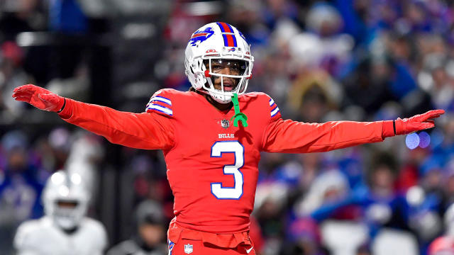 Damar Hamlin speaks up about Super Bowl LVII jacket. Here's what the Bills  safety had to say 