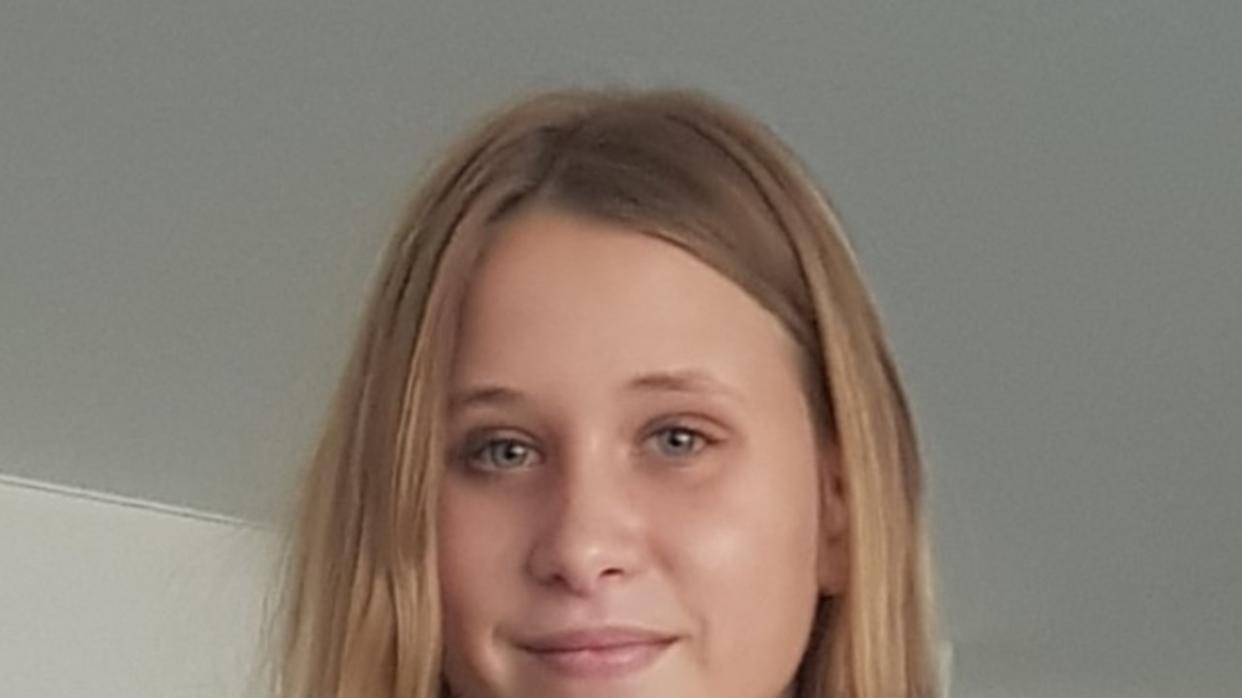 Police are seeking public assistance to locate a 14-year-old girl missing from Loganlea since Tuesday, November 21. LAUREN