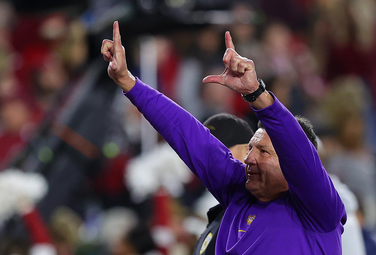 TUSCALOOSA, ALABAMA - NOVEMBER 06:  Head coach Ed Orgeron of the LSU Tigers acknowledges the crowd as he walks off the field after a 20-14 loss to the Alabama Crimson Tide at Bryant-Denny Stadium on November 06, 2021 in Tuscaloosa, Alabama. (Photo by Kevin C. Cox/Getty Images)