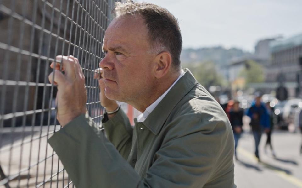 Wie flexibel oder schwerfällig ist Deutschland im Jahr 2023? Christian Sievers beobachtet die Bauarbeiten am Großbauprojekt "Stuttgart 21". Für seine Reportage war der ZDF-Nachrichtenmann im ganzen Land unterwegs. (Bild: ZDF/Jonny Müller-Goldenstedt)