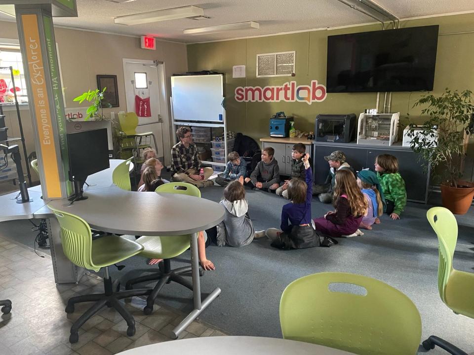 A Woodson Branch Nature School class meets in the school's new STEAM Lab, which the school received from the state as part of its rollout to address learning loss from COVID at independent schools.