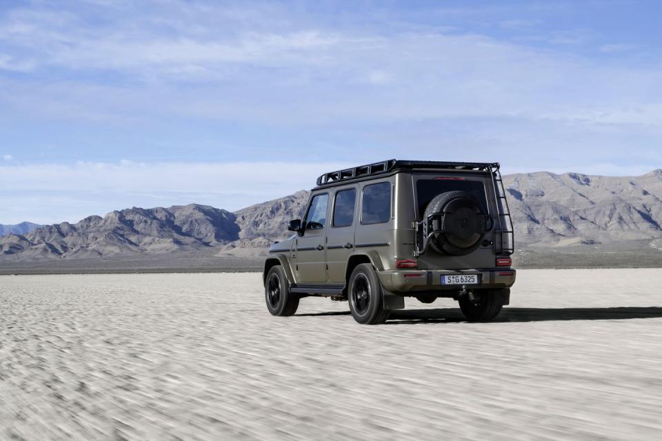 2025 mercedes amg g63 press images