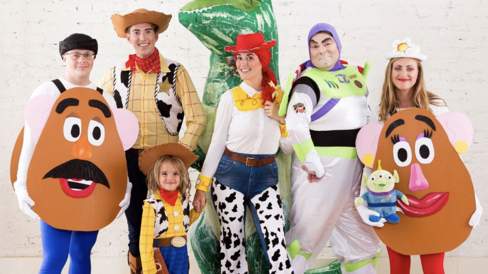 best group halloween costumes