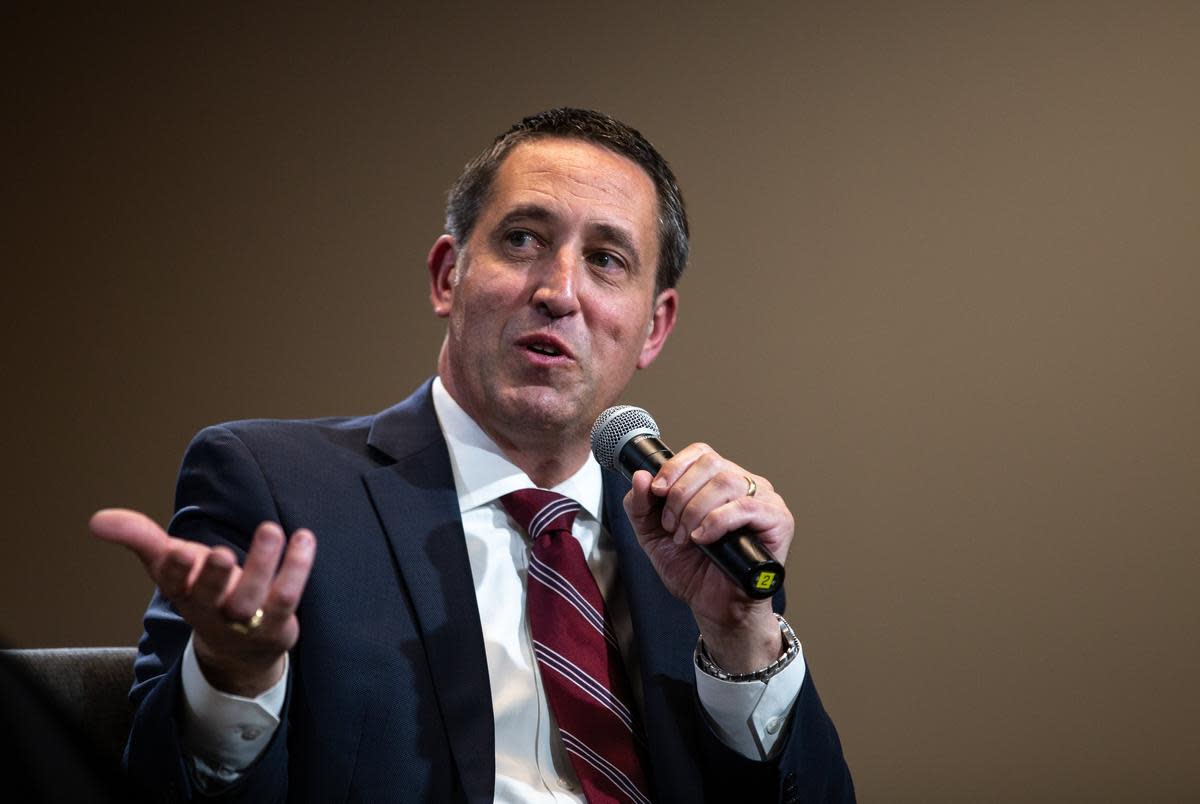 Texas Comptroller Glenn Hegar discusses the biennial revenue estimate with audience members at Texas Tribune’s Studio 919 in Austin on Jan. 9, 2023.