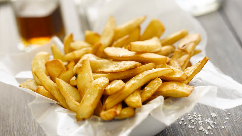 basket of fries