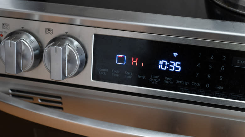 Oven broiler set to high