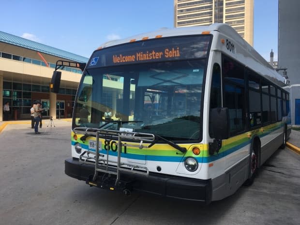 Transit Windsor buses are operating on the Sunday/holiday schedule on Friday and on the current regular enhanced Saturday schedule on Monday. 