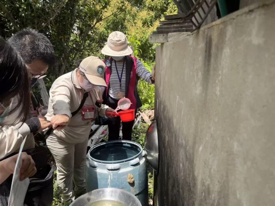 竹市傳首例本土登革熱，衛生單位加強病媒蚊密度調查。（圖：衛生局提供）