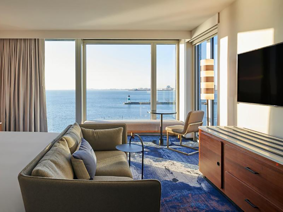 The Sable has rooms with floor-to-ceiling windows that look out on the lake (Booking.com)