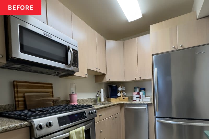 Kitchen before renovation.