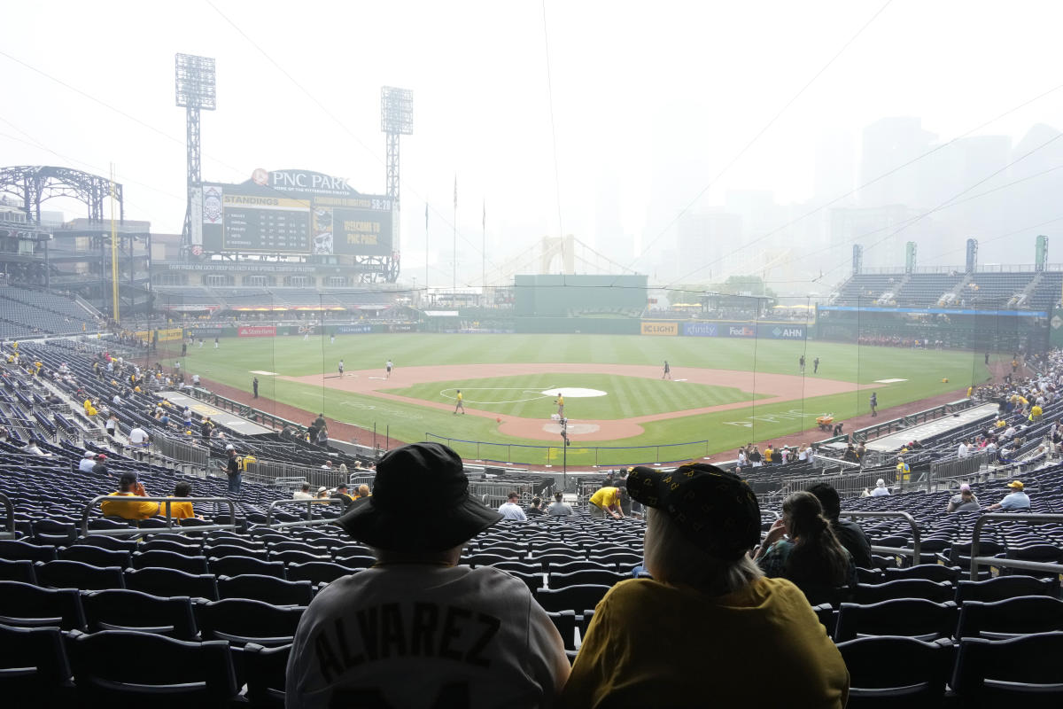 Pittsburgh Pirates welcome fans back to PNC Park with win over Chicago  White Sox