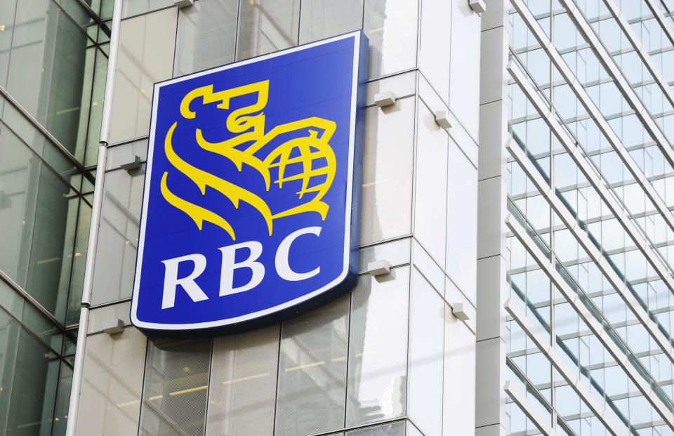 A Royal Bank of Canada (RBC) sign is seen in downtown Toronto March 3, 2011.  Royal Bank of Canada (RY.TO: Quote) said on Thursday that quarterly earnings rose 23 percent, driven by retail loan growth and lower provisions for bad loans  REUTERS/Mark Blinch (CANADA - Tags: BUSINESS)